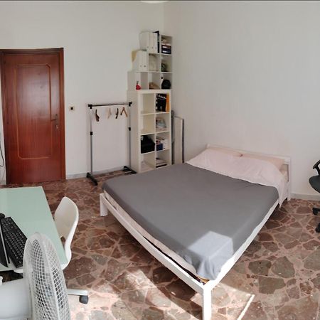 Hotel White House Bari Esterno foto