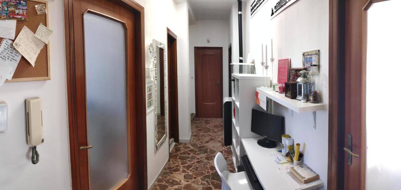 Hotel White House Bari Esterno foto