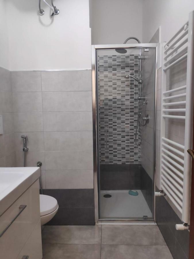Hotel White House Bari Esterno foto