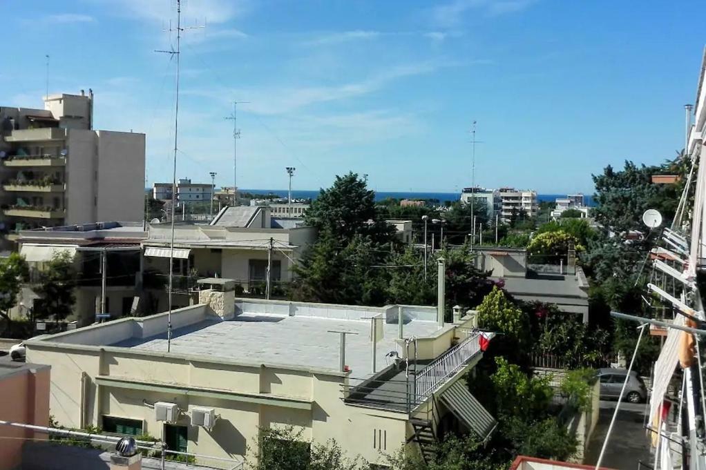 Hotel White House Bari Esterno foto